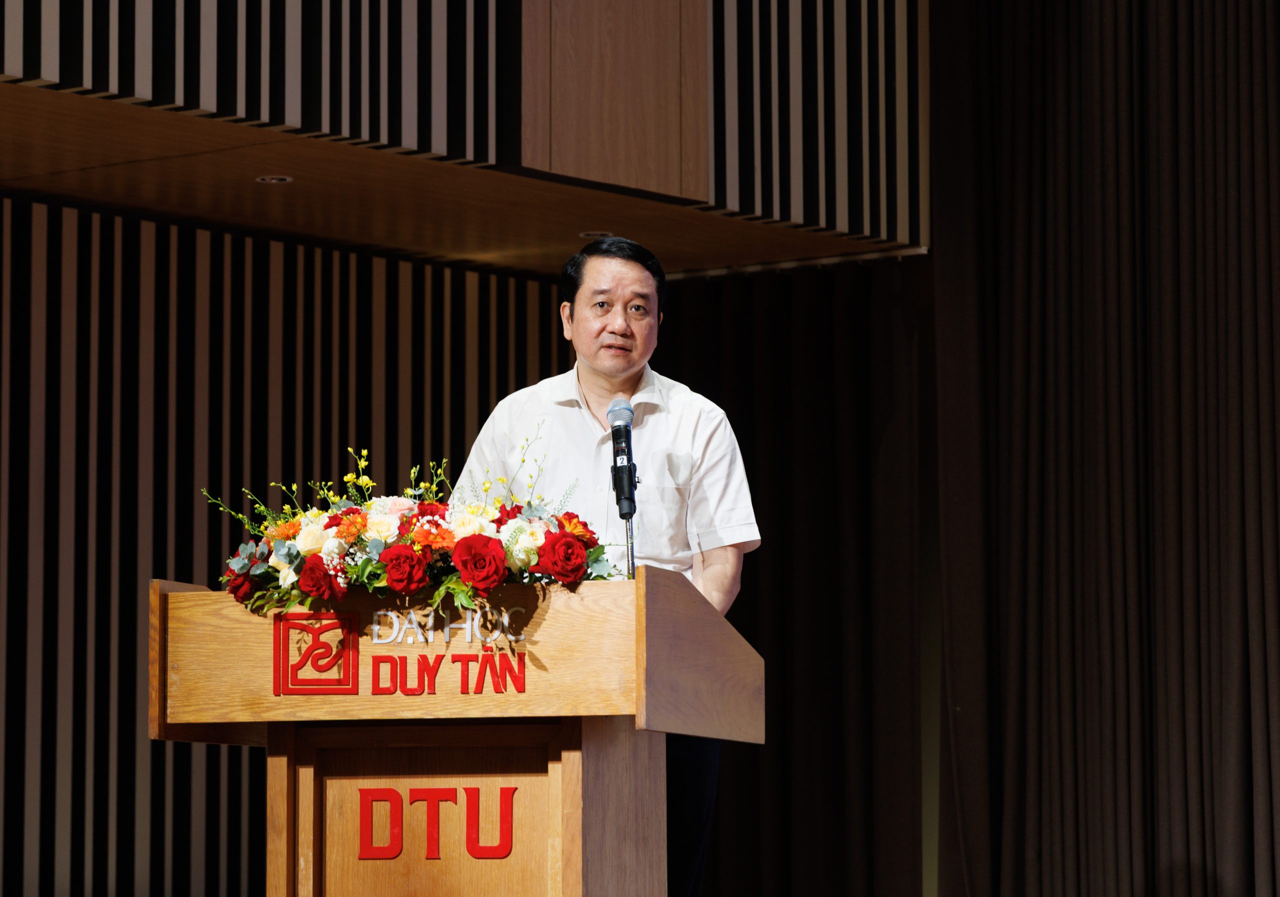 Hoàn thiện quy trình chuyên môn, thúc đẩy dịch vụ công trực tuyến trong quản lý khoa học và công nghệ