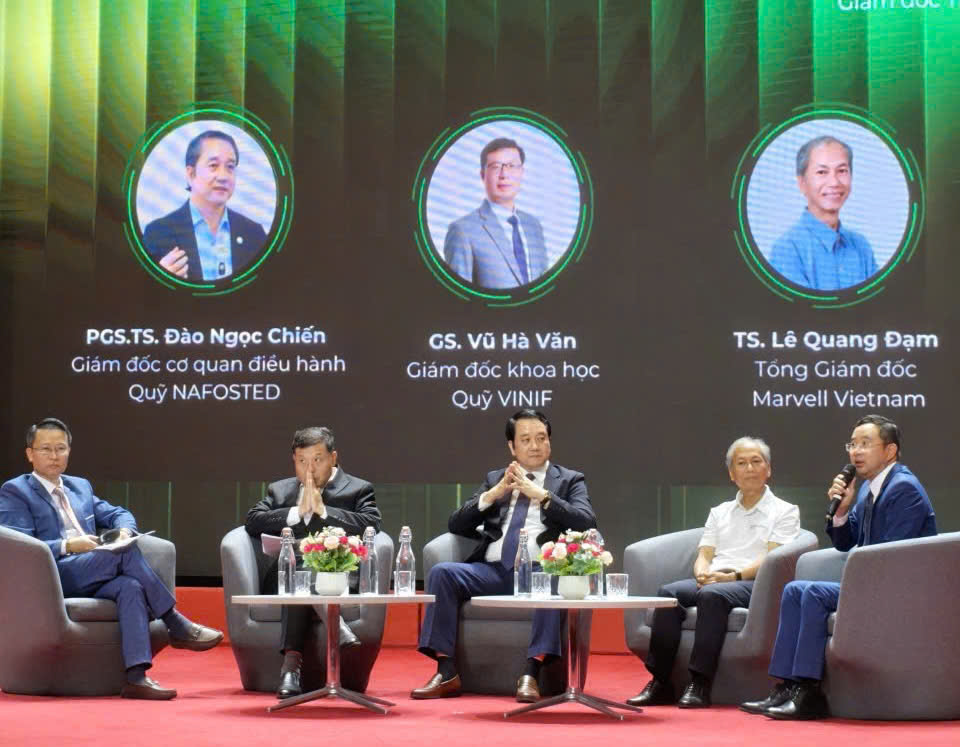 NAFOSTED đồng hành thúc đẩy thu hút nhân tài khoa học và tháo gỡ vướng mắc cho nhà khoa học tại Homecoming for Vietnamese Scientists 2026