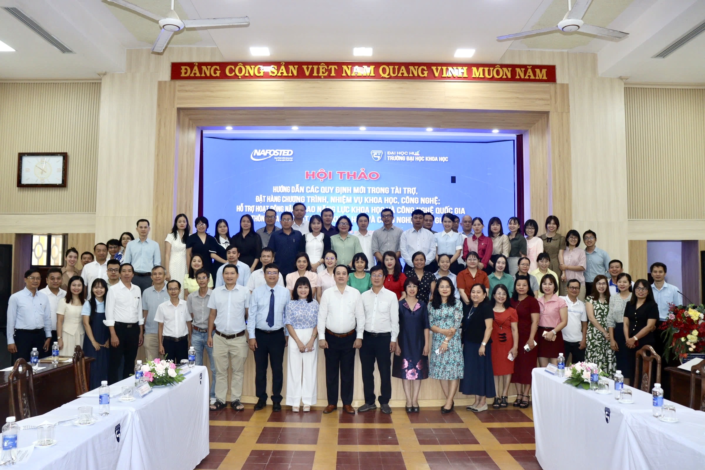 Hướng dẫn các quy định mới trong tài trợ, đặt hàng chương trình, nhiệm vụ khoa học, công nghệ; hỗ trợ hoạt động nâng cao năng lực khoa học và công nghệ quốc gia thông qua Quỹ Phát triển khoa học và công nghệ Quốc gia.